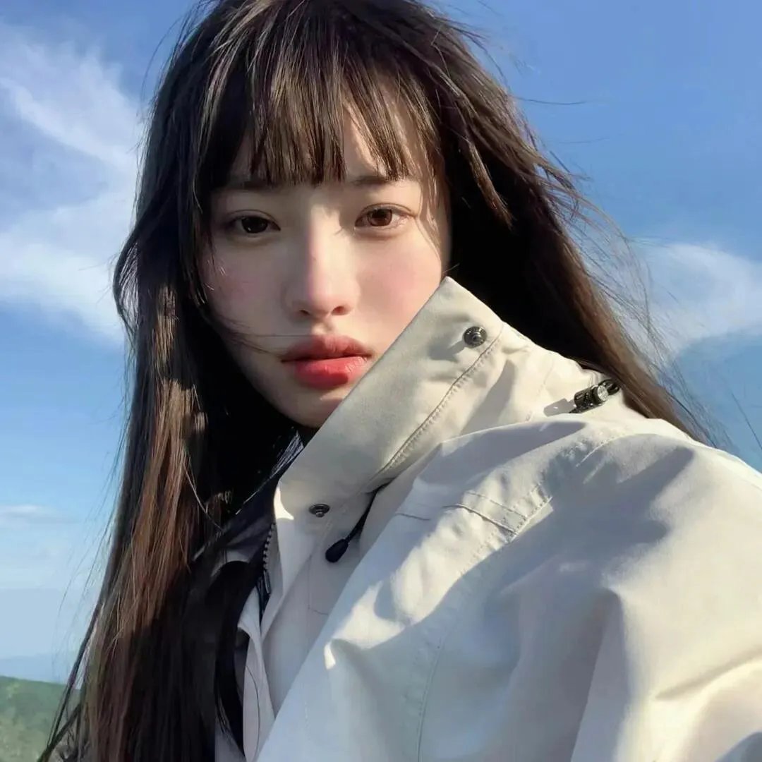 总之就是非常可爱～制服～